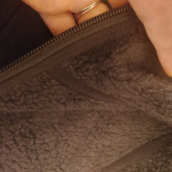 Boys large the north face sweater - Picture 3 of 6